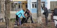 Администрация Копейска вышла на субботник - Копейский рабочий